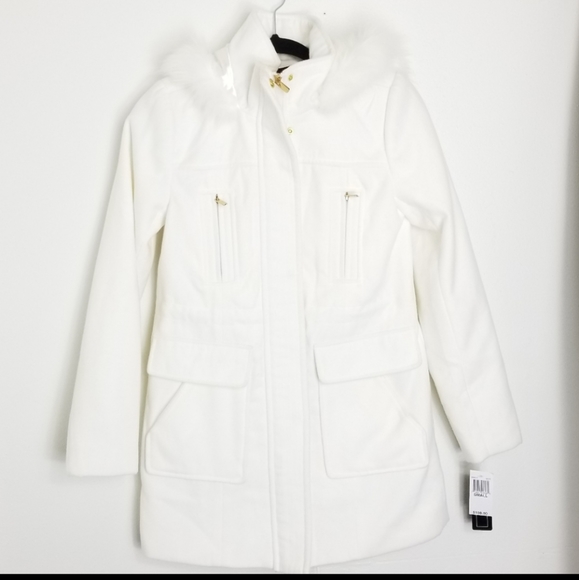 A. Byer White Women's Coat Size Small - Picture 5 of 9